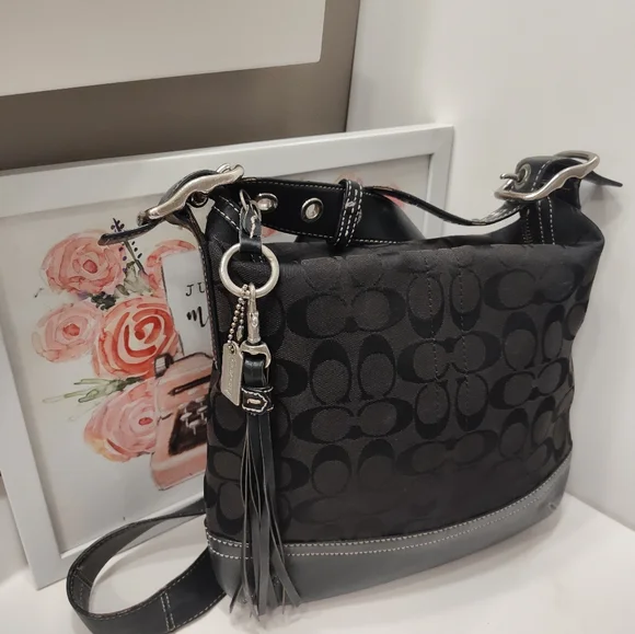 Vintage Y2K Coach Hailey #9362 Signature Monogram Canvas & Leather Crossbody Bag - Picture 4 of 16